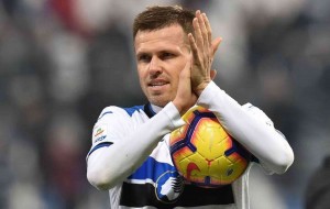 Ilicic.applauso.pallone.Atalanta.2018.19.750x450