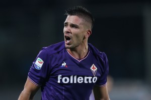 FLORENCE, ITALY - SEPTEMBER 24: Giovanni Simeone of ACF Fiorentina reacts during the Serie A match between FC Crotone and Benevento Calcio at Stadio Artemio Franchi on September 24, 2017 in Florence, Italy.  (Photo by Gabriele Maltinti/Getty Images)