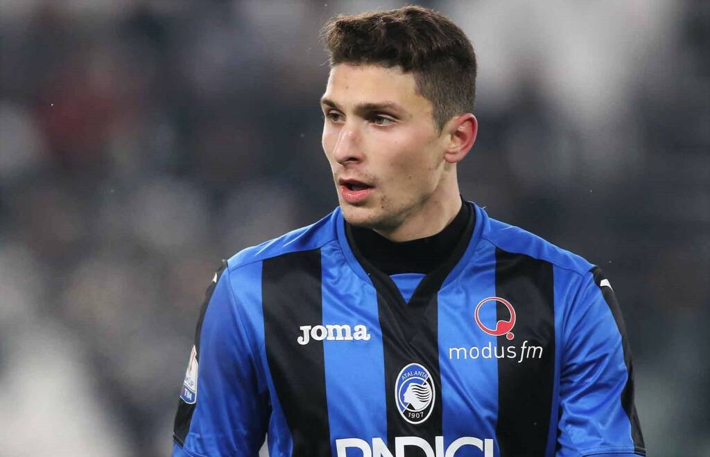 L'ex Mattia Caldara ufficiale allo Spezia